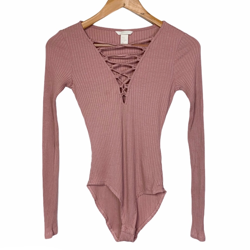 🎁 Dusty pink rib knit bodysuit